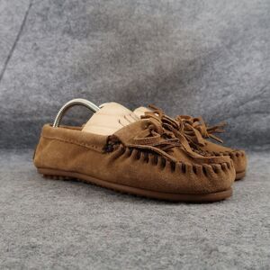 Minnetonka Shoes Womens 6.5 Moccasin Loafer Slip On Leather Fringe Classic Brown